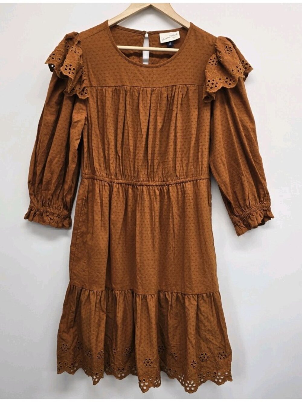 Universal Thread Tiered Eyelet Dress Sz M Ruffle Floral Embroidered Boho Prairie